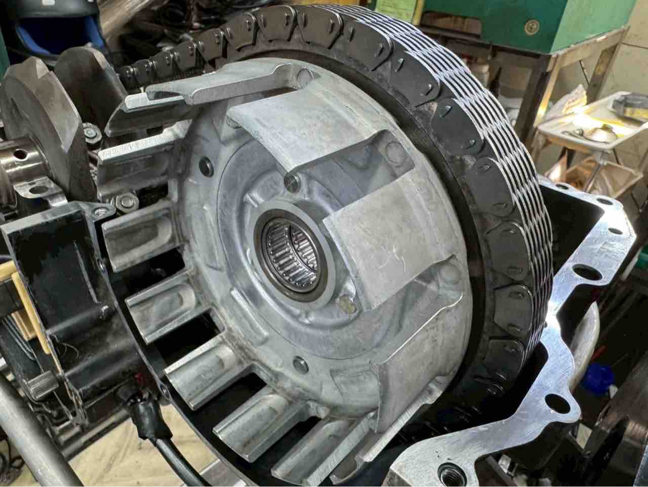 CBX400F クラッチハウジング 良品 クラッチハウジング ホンダ エンジン