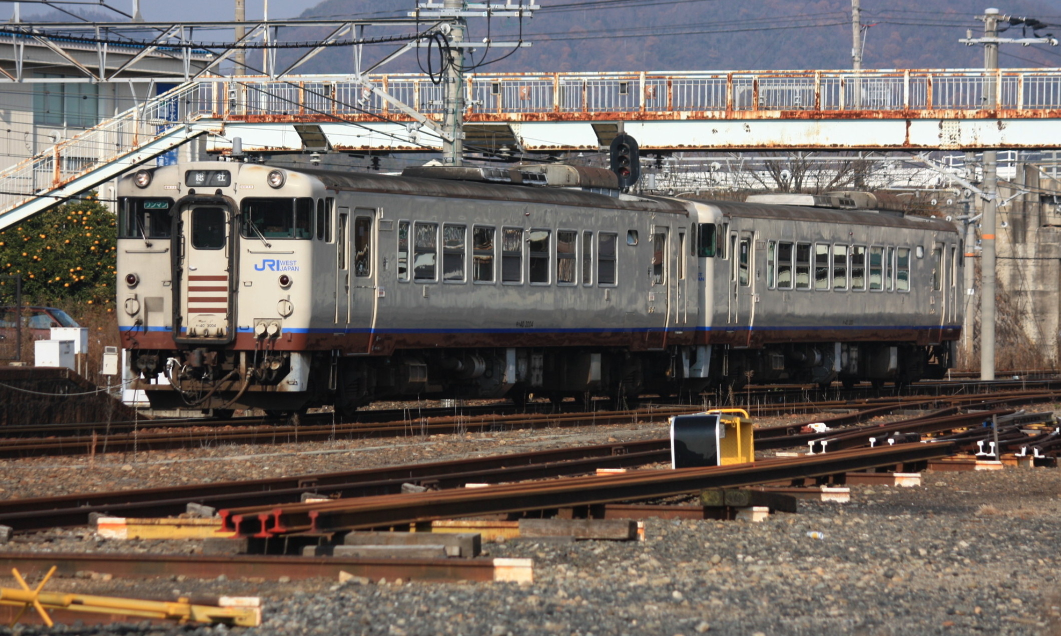JR_West_Kibi_Line_KIHA-40_Series