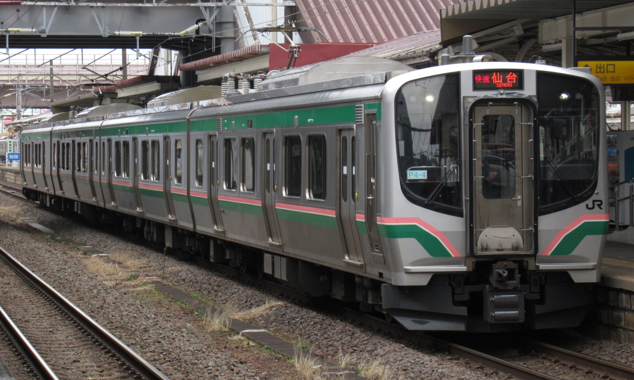 JR_East_E721_Series(Tohoku_Line)