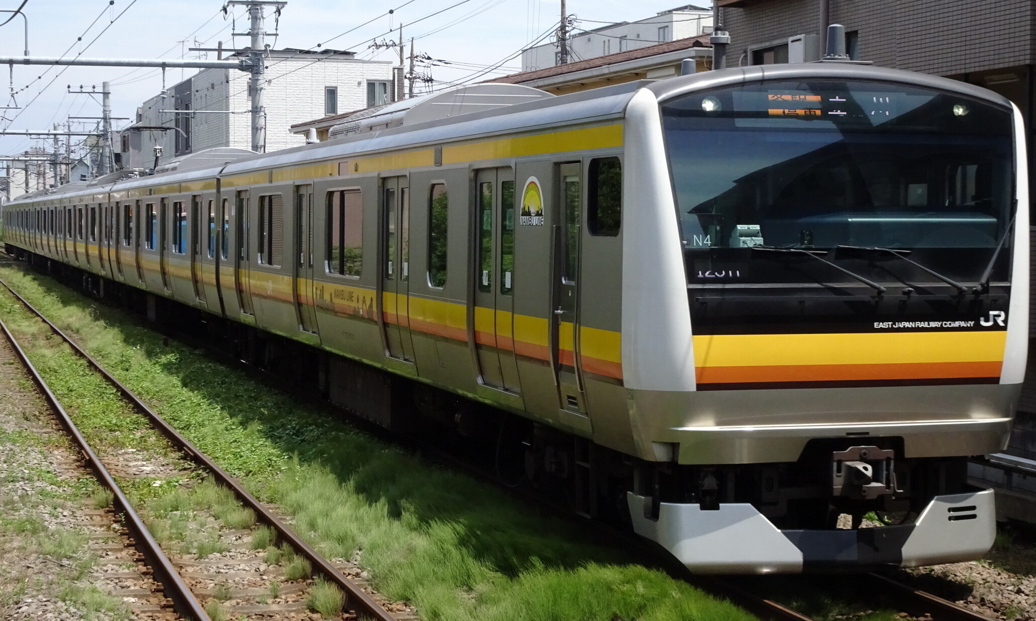 JR_East_E233_Series_Nambu_Line