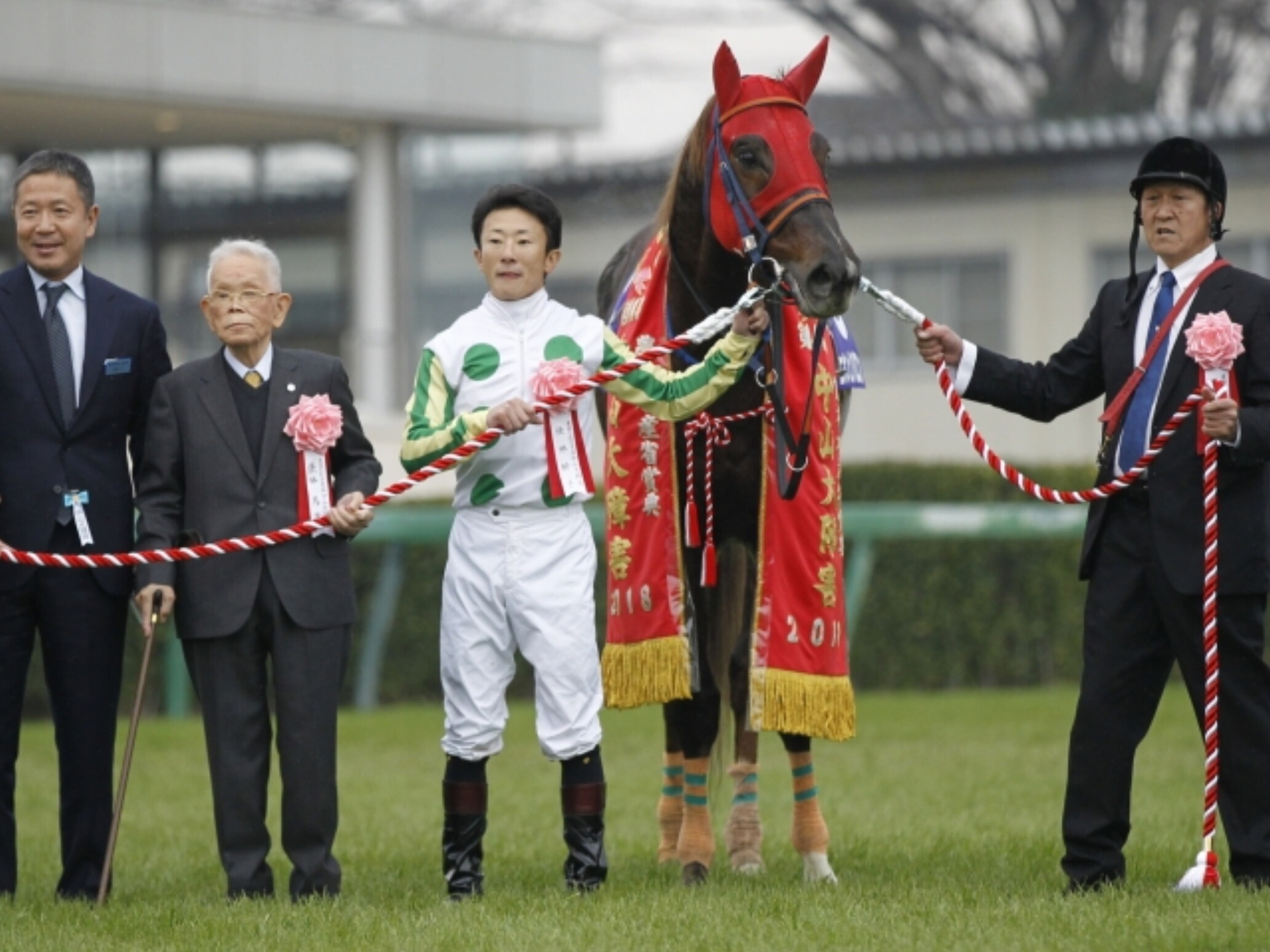 Shin-ichi_Ishigami_with_Nihonpiro_Baron