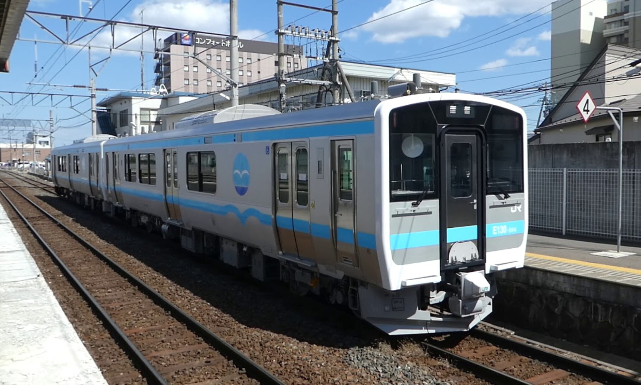 JR_East_Kiha-E130_Series(Hachinohe_Line)