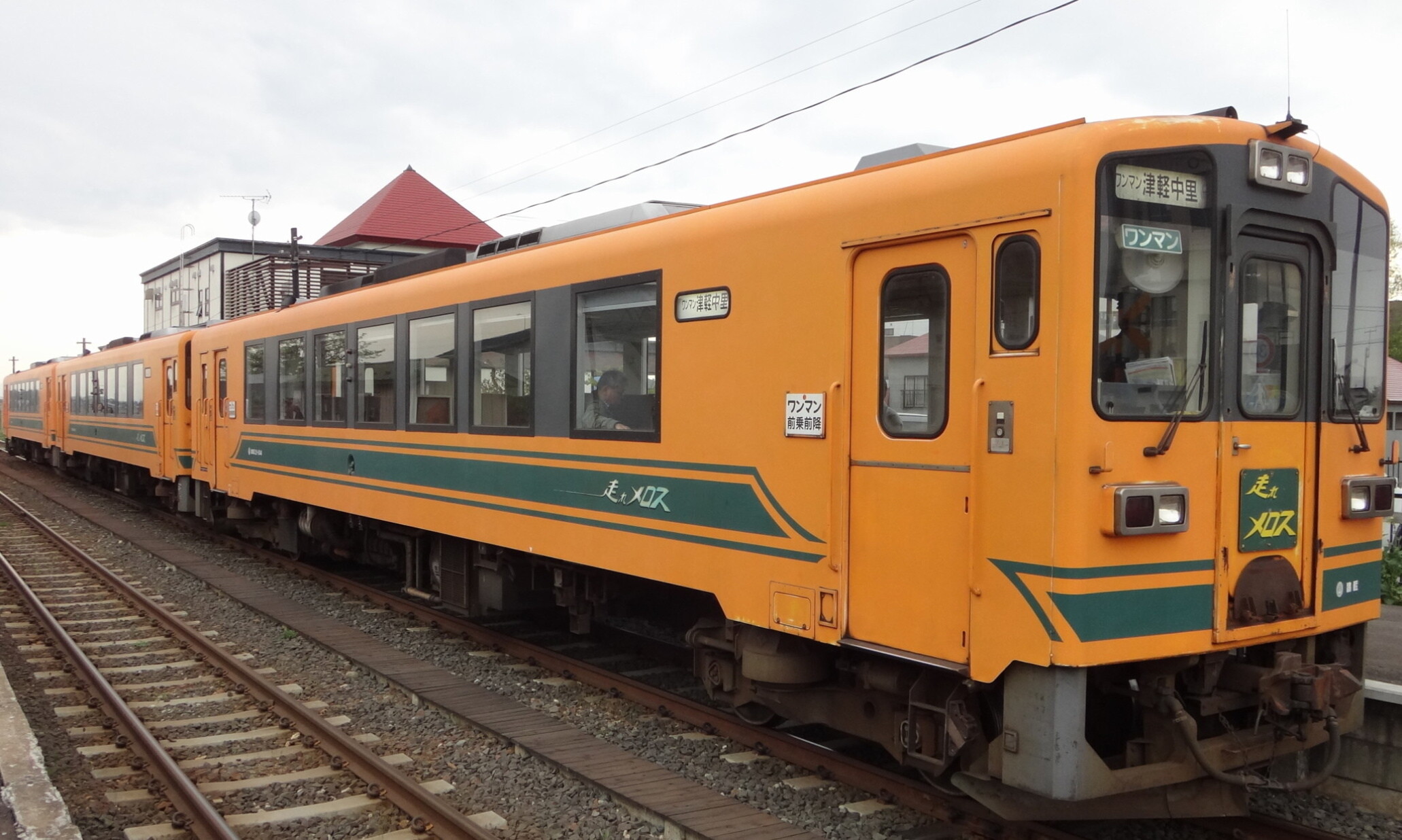 Tsugaru_Railway_Tsugaru21_Series