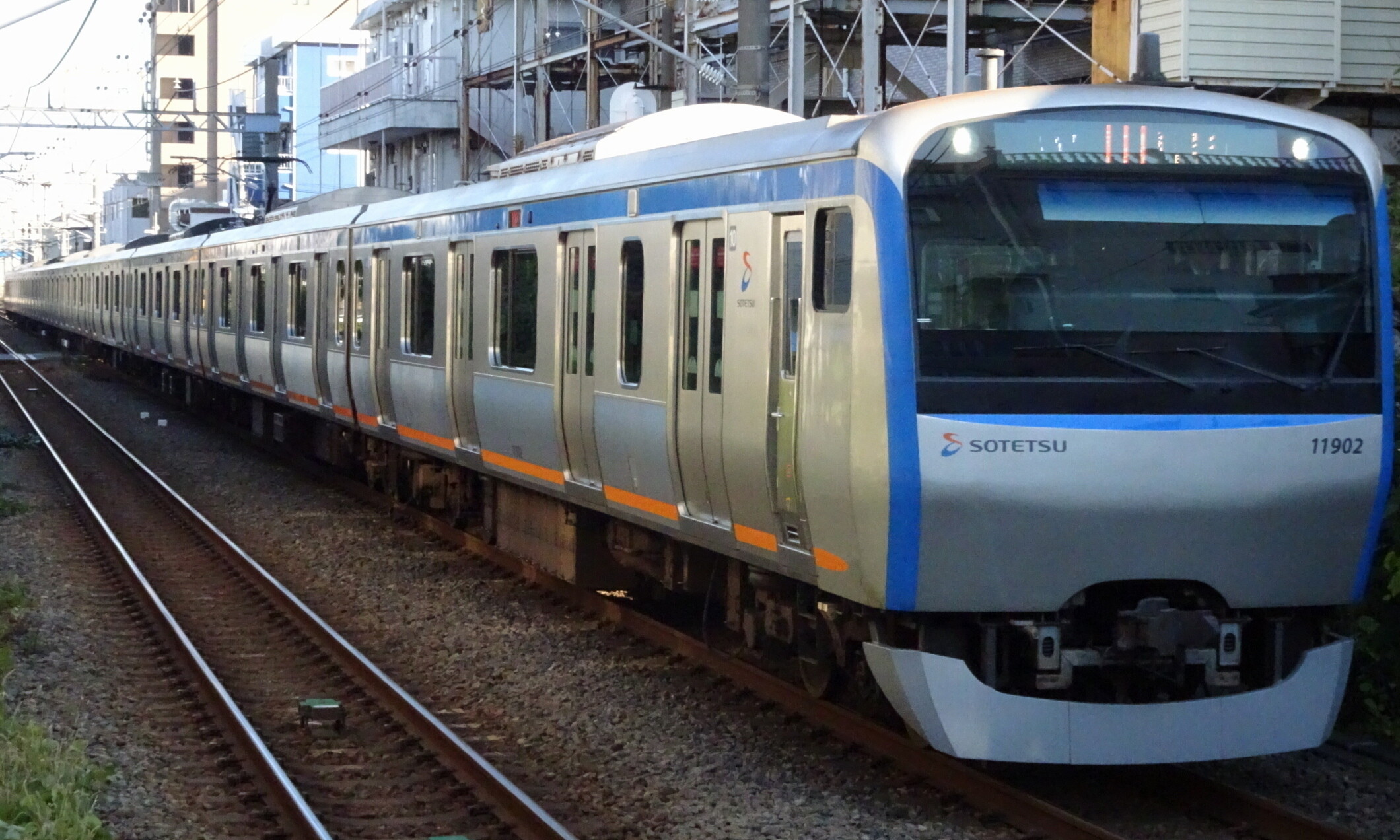 Sotetsu_11000_Series