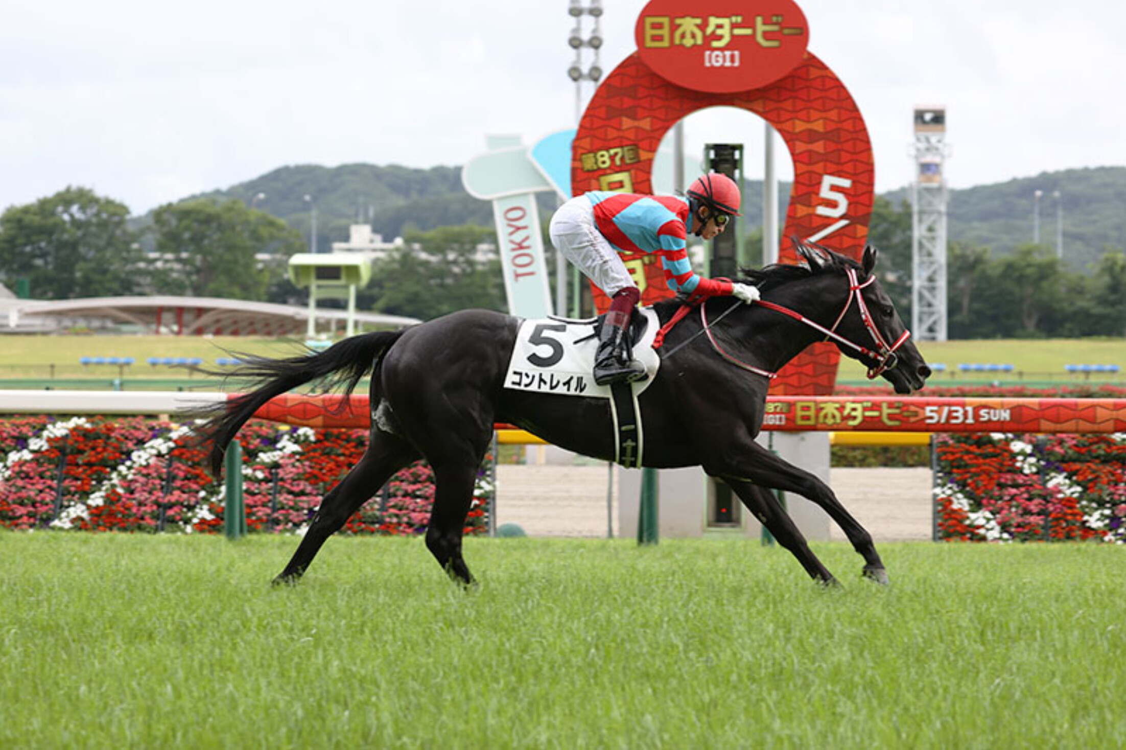 Fukunaga_Yuichi_with_Contrail(Nippon_Derby_2020)