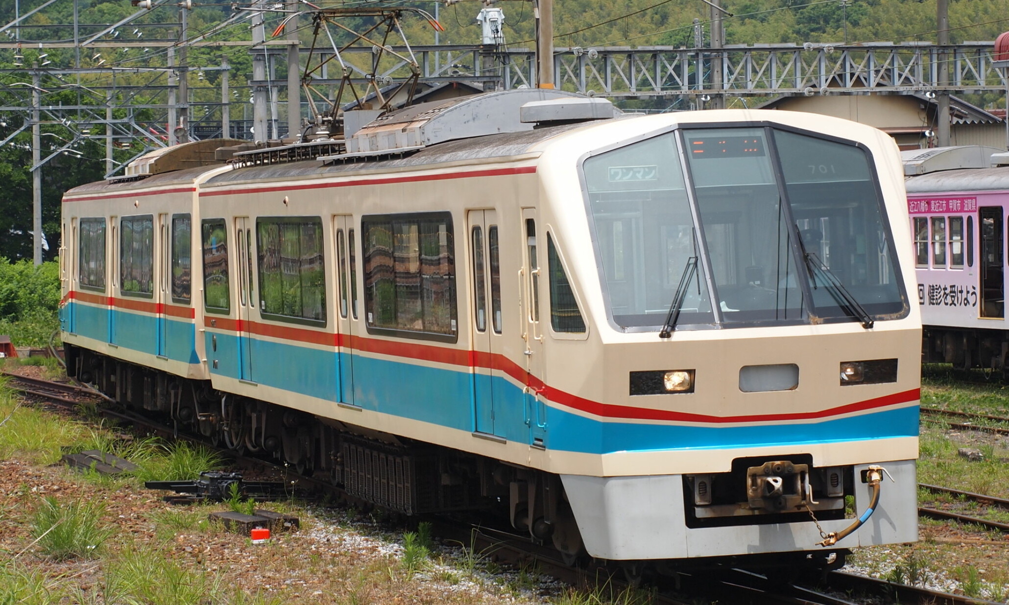 Omi_Railway_700_Series
