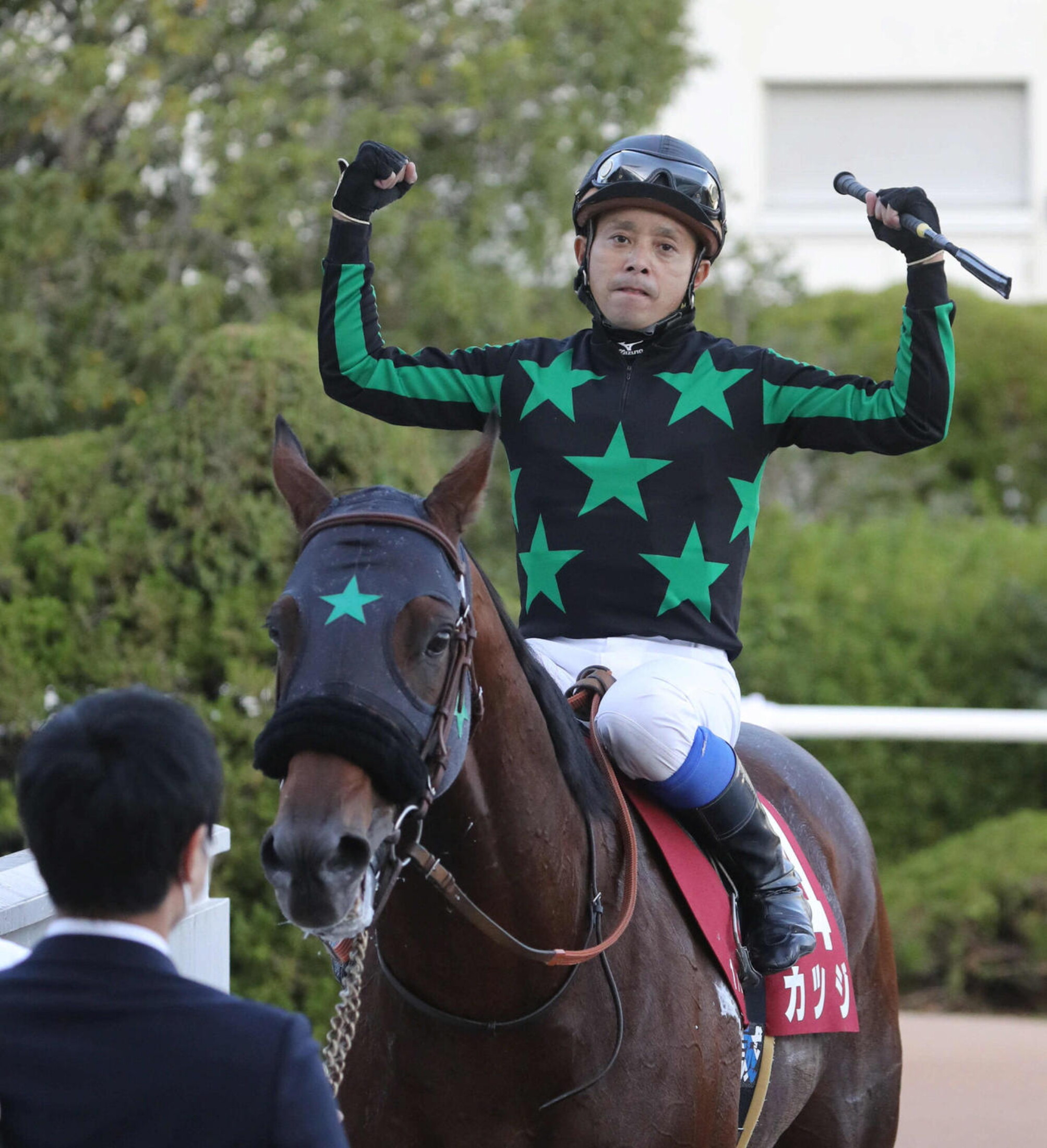 Iwata_Yasunari_with_Katsuji(Swan_Stakes_2020)