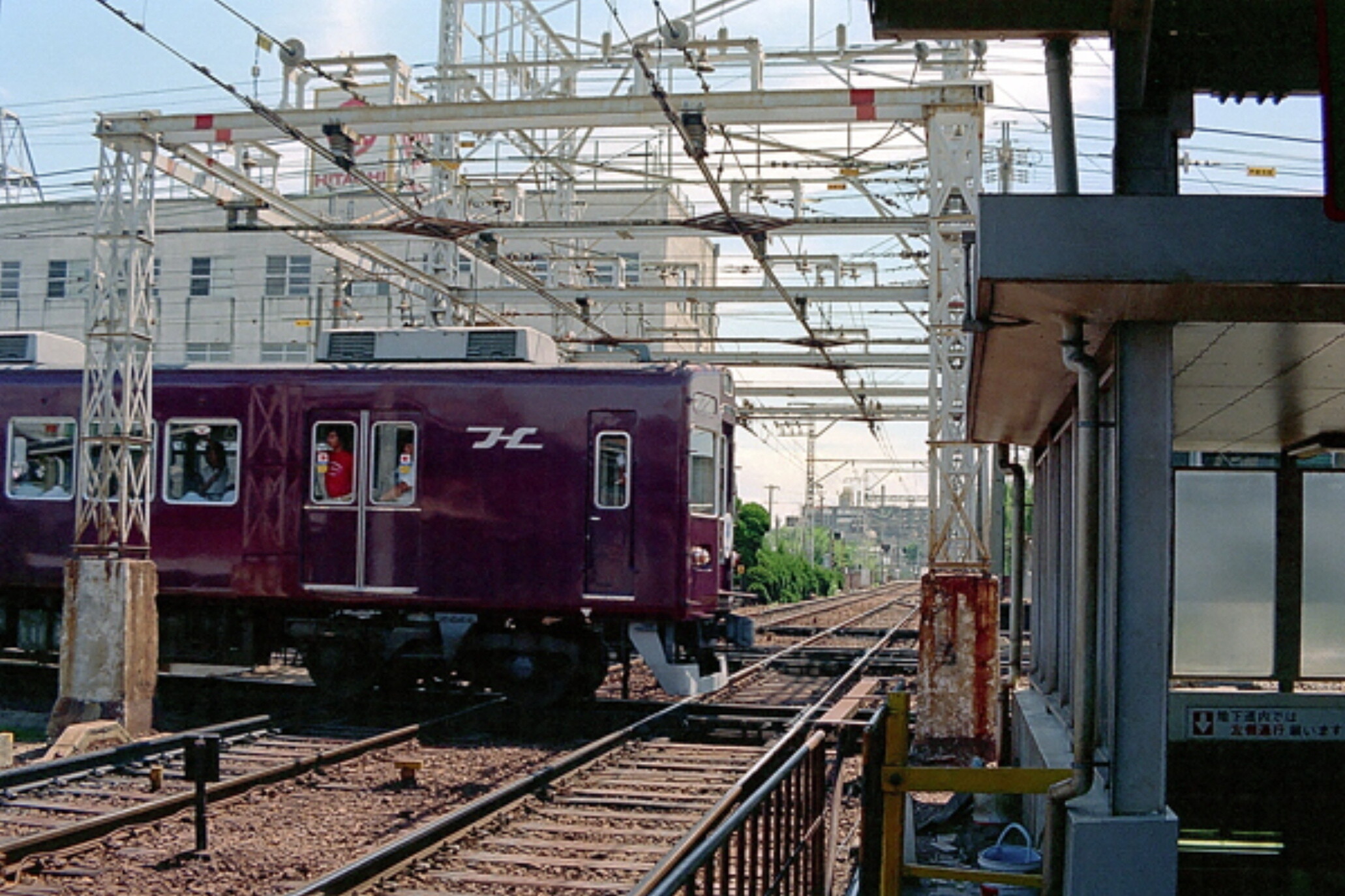 Hankyu_Nishinomiya-Kitaguchi_Station_1981