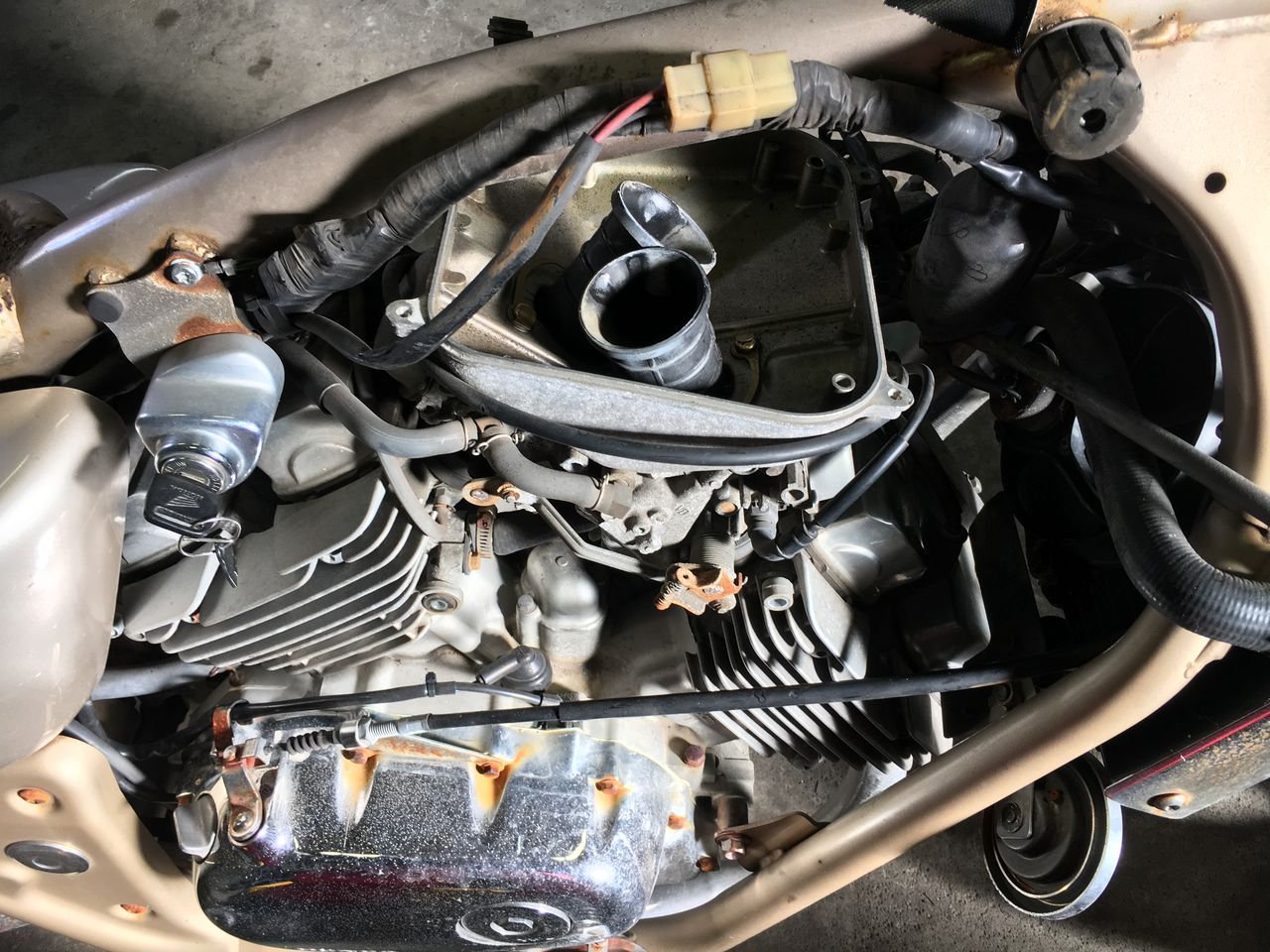 Honda V Twin Magna Mc29 ホンダ Vツインマグナ エンジン掛からない修理 つーあんどふぉーすとろーく Honda V Twin Magna Mc29 ホンダ Vツインマグナ エンジン掛からない修理 つーあんどふぉーすとろーく