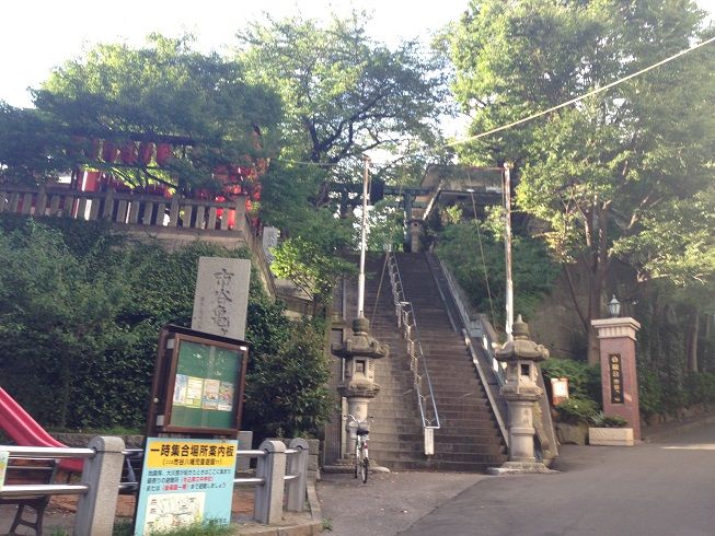 市谷亀岡八幡宮 茶ノ木稲荷神社 御朱印旅日記 市谷亀岡八幡宮 茶ノ木稲荷神社 御朱印旅日記
