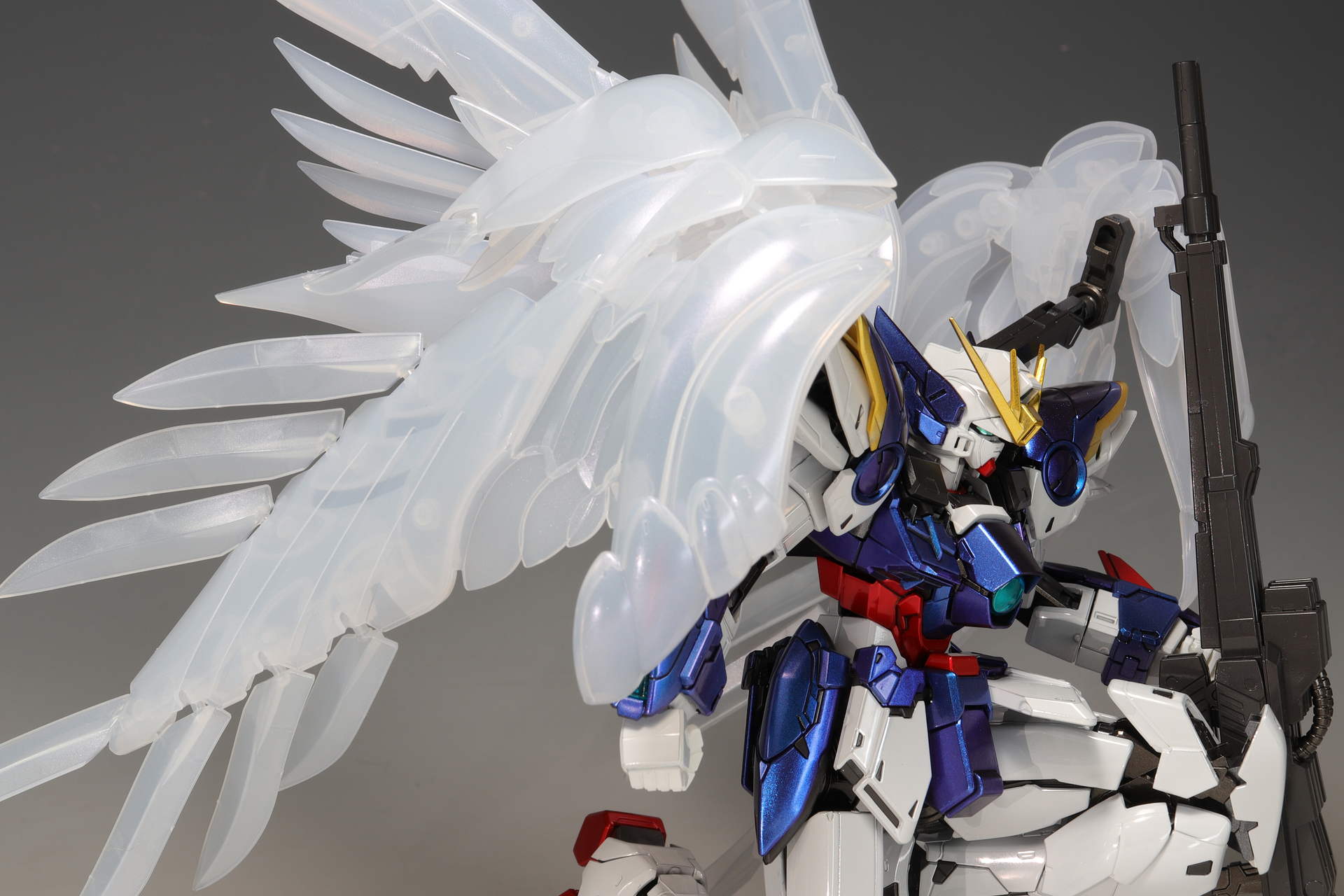 MG ウイングガンダムゼロ EW Ver.Ka チタニウムフィニッシュ（＋クリア