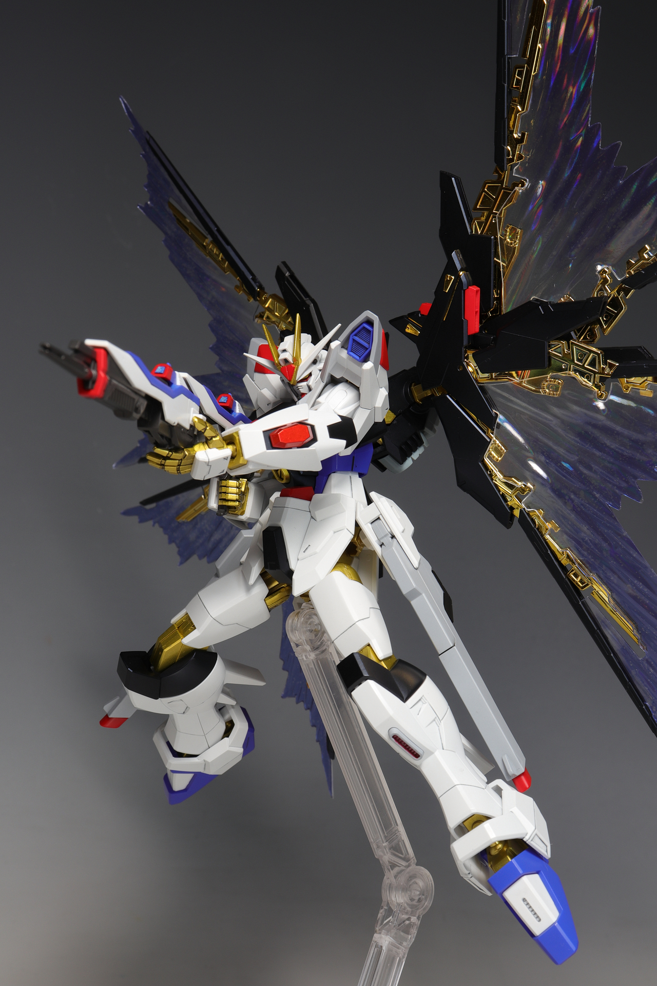 HGCEマイティ―ストライクフリーダム弐式、カルラ、最終決戦セット HGCE マイティストライクフリーダムガンダム(最終決戦仕様