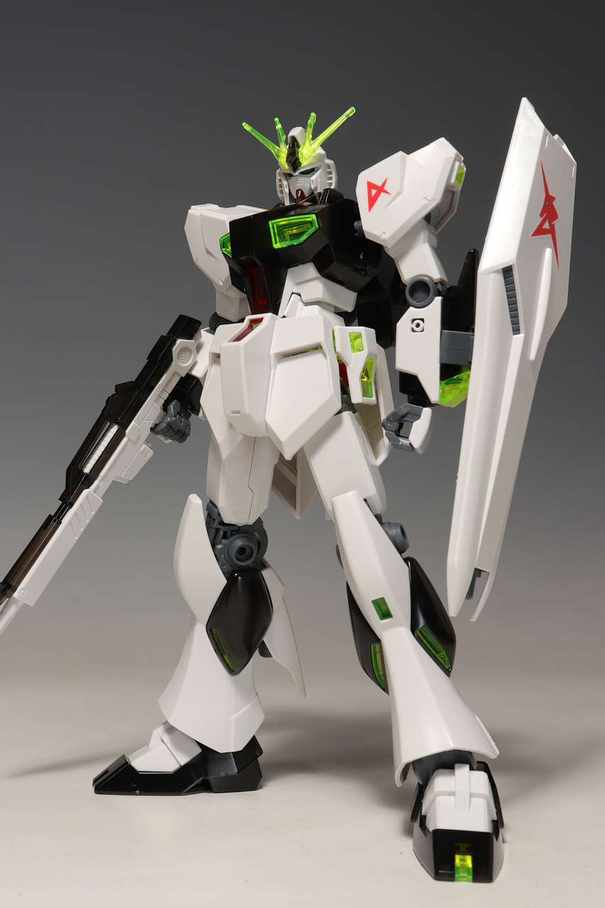 EG νガンダム ソリッドクリア (ガンプラ一番くじ 2024 G賞 EG νガンダム ソリッドクリア (ガンプラ一番くじ 2024 G賞