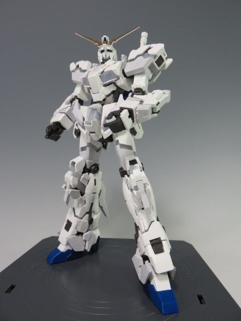 Rg ガンダムベース限定 ユニコーンガンダム デストロイモード Ver Twc Lighting Model レビュー デンデロの消失 Rg ガンダムベース限定 ユニコーンガンダム デストロイモード Ver Twc Lighting Model レビュー デンデロの消失
