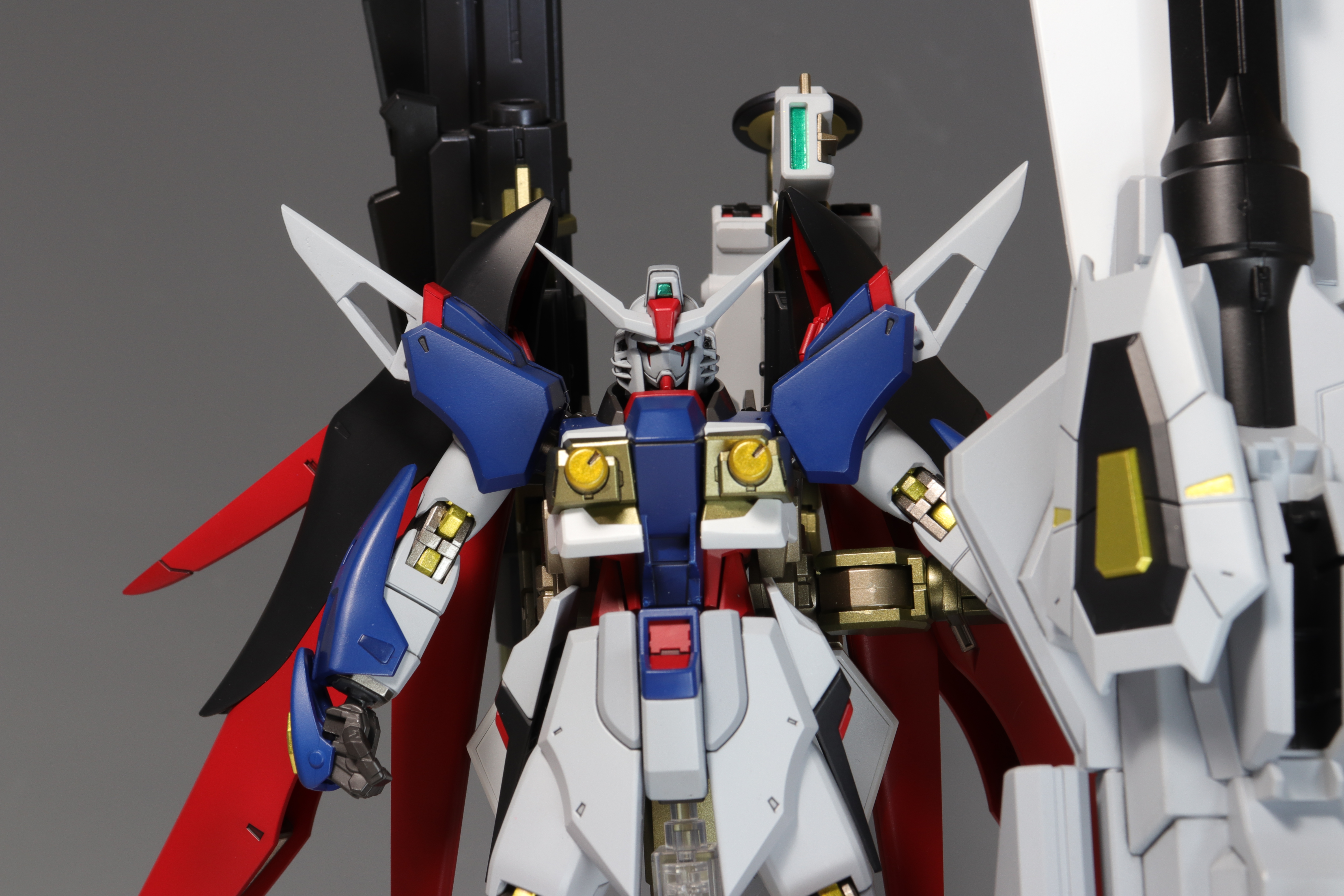HG デスティニーガンダム SpecII + ゼウスシルエット 塗装/完成 HG デスティニーガンダム SpecII + ゼウスシルエット 塗装/完成