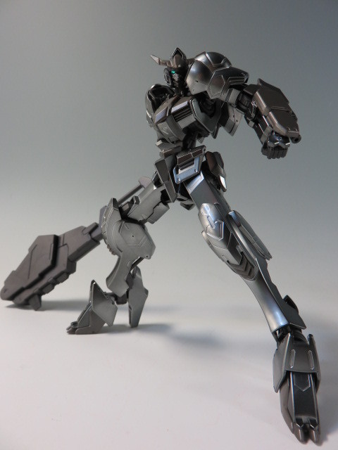 HGIBO ガンダムバルバトス第6形態 アイアンブラッドコーティングVer