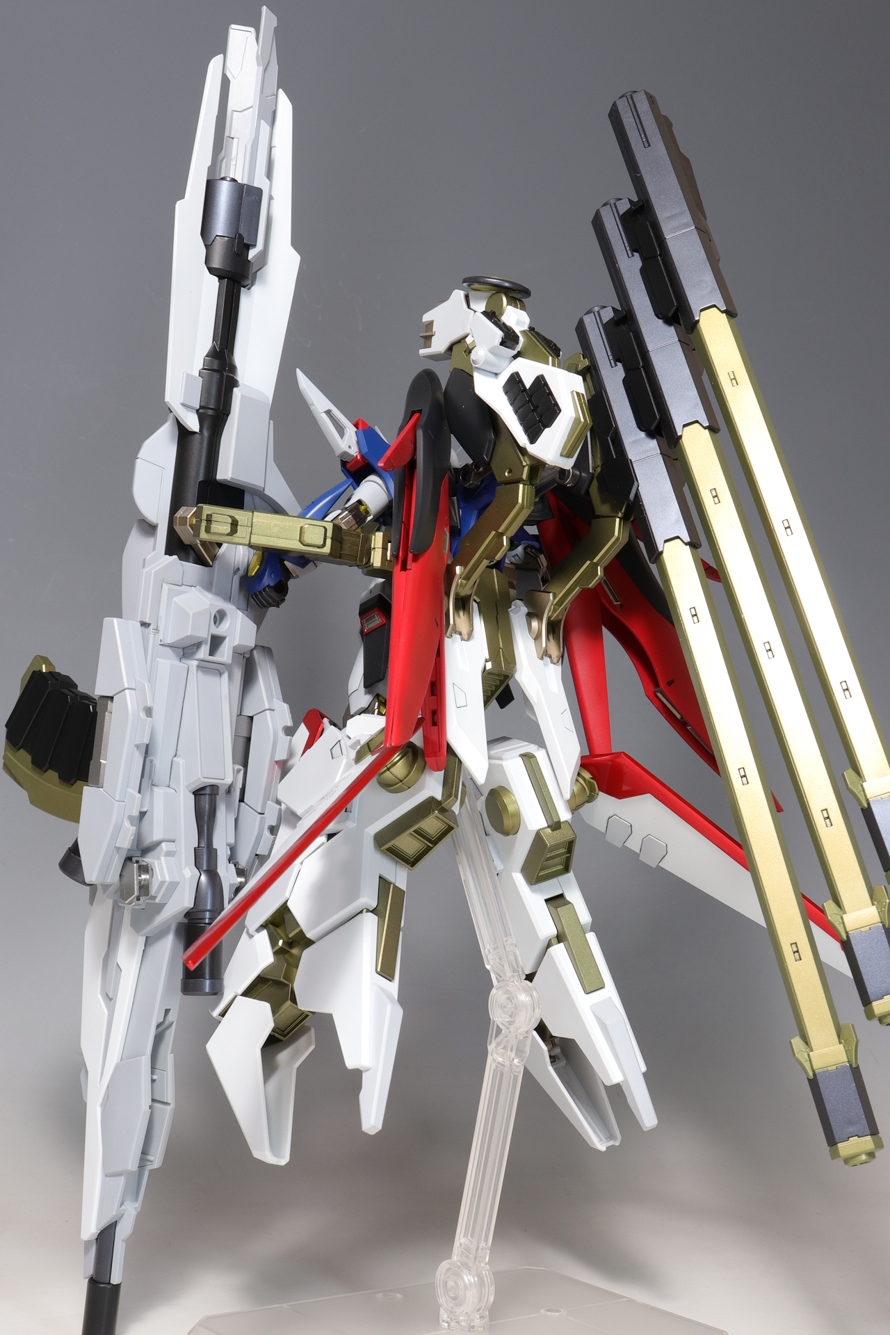 HG デスティニーガンダム SpecII + ゼウスシルエット 塗装/完成 HG デスティニーガンダム SpecII + ゼウスシルエット 塗装/完成