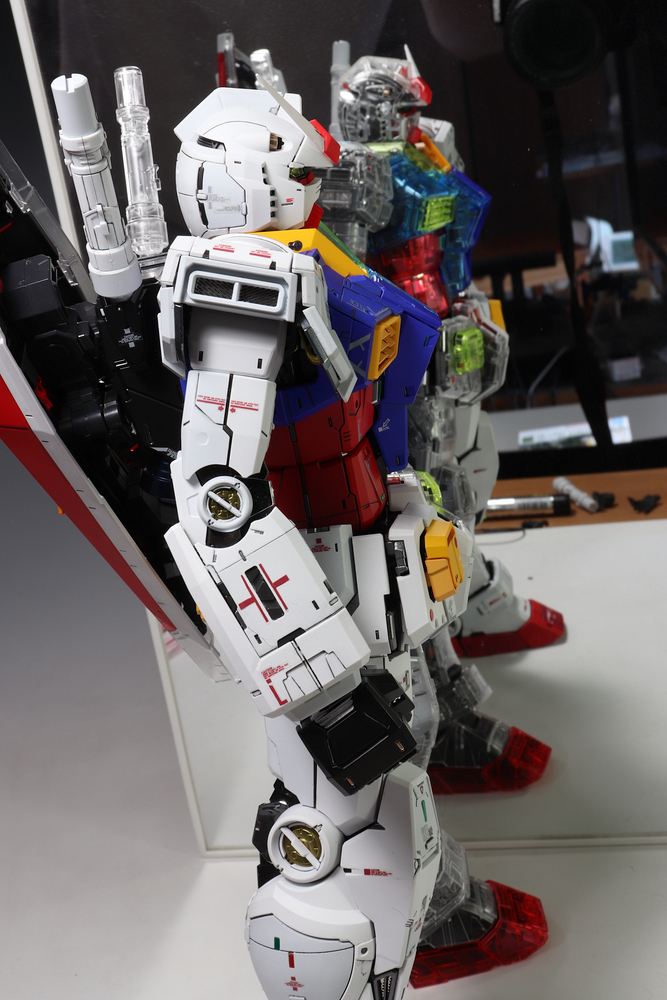 ◆未組立◆PG UNLEASHED　RX-78-2 ガンダム クリアカラーボディ PG UNLEASHED RX-78-2ガンダム クリアカラーボディ 完成編