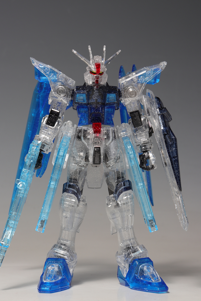 HG フリーダムガンダム プラフスキーパーティクルクリアVer