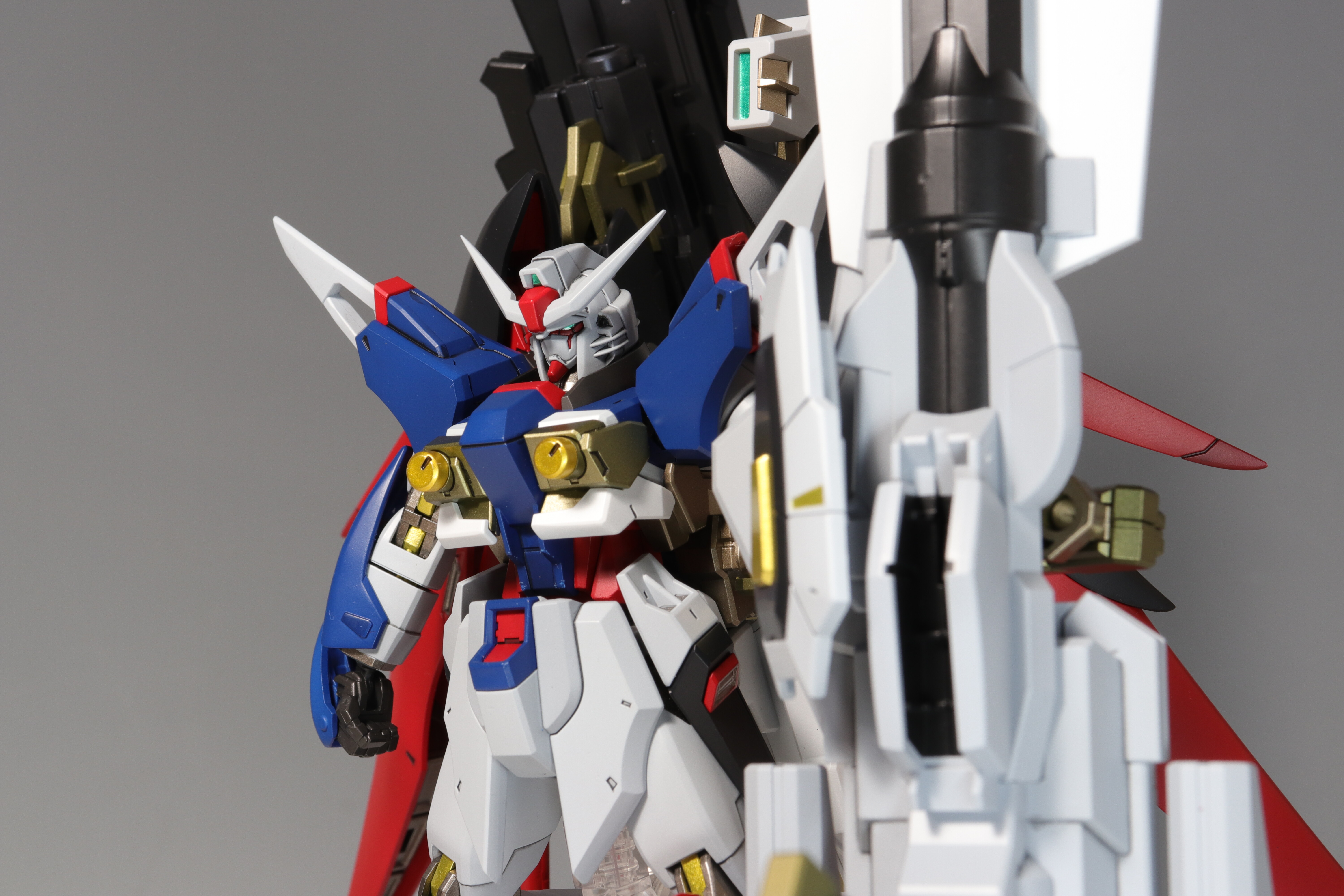 HG デスティニーガンダム SpecII + ゼウスシルエット 塗装/完成 HG デスティニーガンダム SpecII + ゼウスシルエット 塗装/完成
