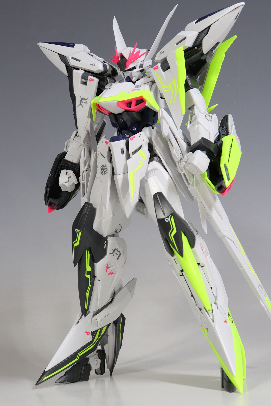 MG エクリプスガンダム ＋ マニューバストライカー ［サイバライズド