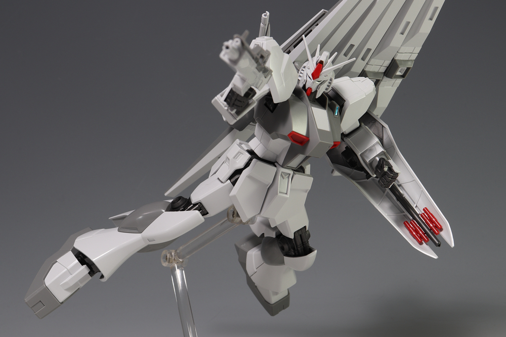 HGUC ファンクラブ限定　ニューガンダム HGUC ファンクラブ限定 νガンダム ファーストロットカラー
