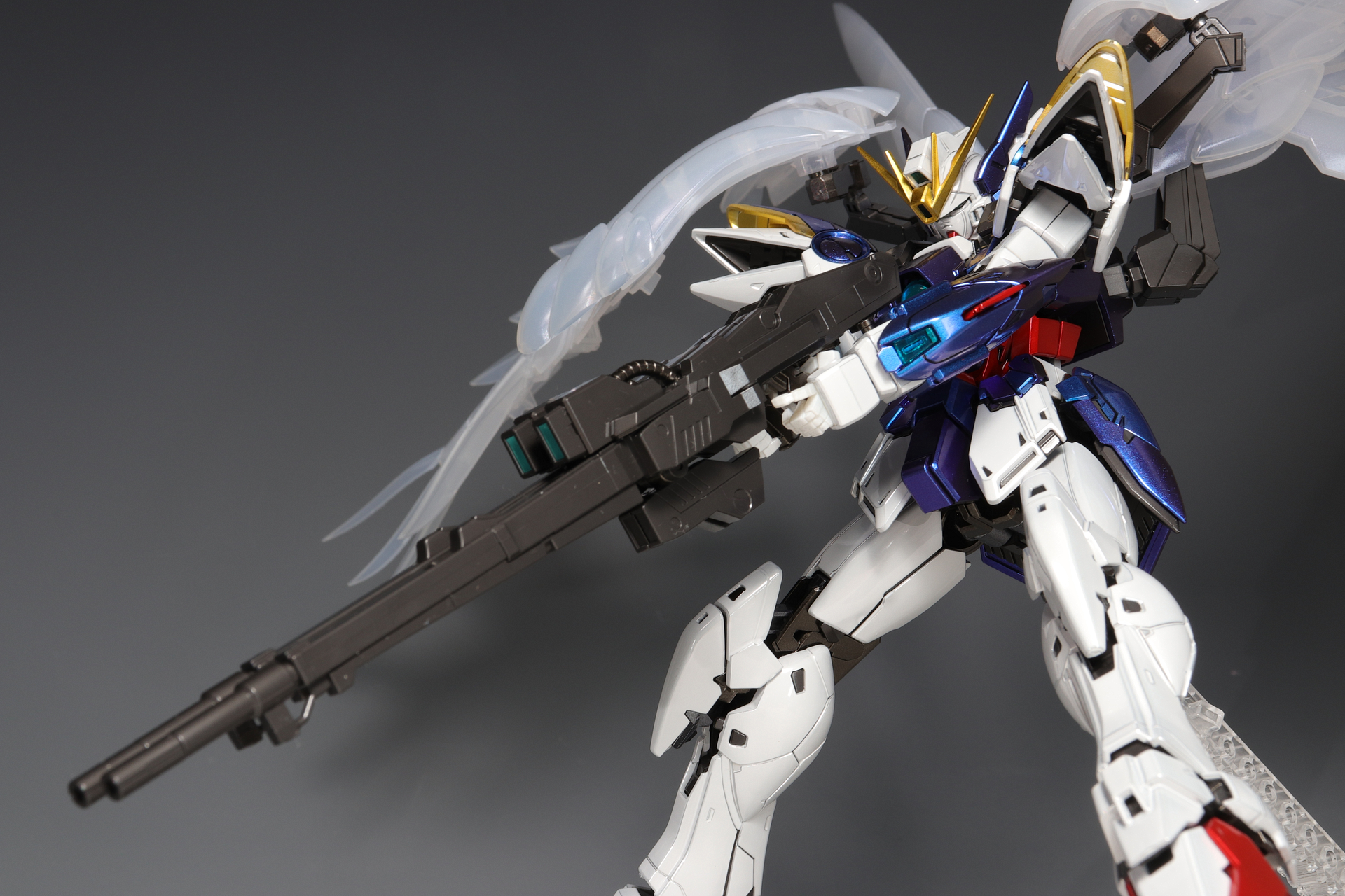 MG ウイングガンダムゼロ EW Ver.Ka チタニウムフィニッシュ（＋クリア