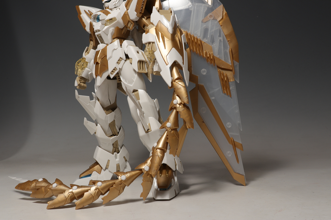 MG ガンダムエピオンEW [CROSS CONTRAST COLORS / CLEAR WHITE MG ガンダムエピオンEW [CROSS CONTRAST COLORS / CLEAR WHITE
