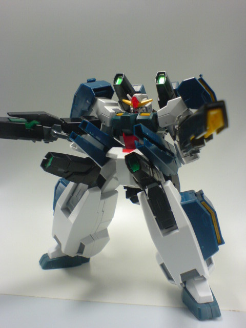 HG セラヴィーガンダム GNHW/B レビュー : デンデロの消失