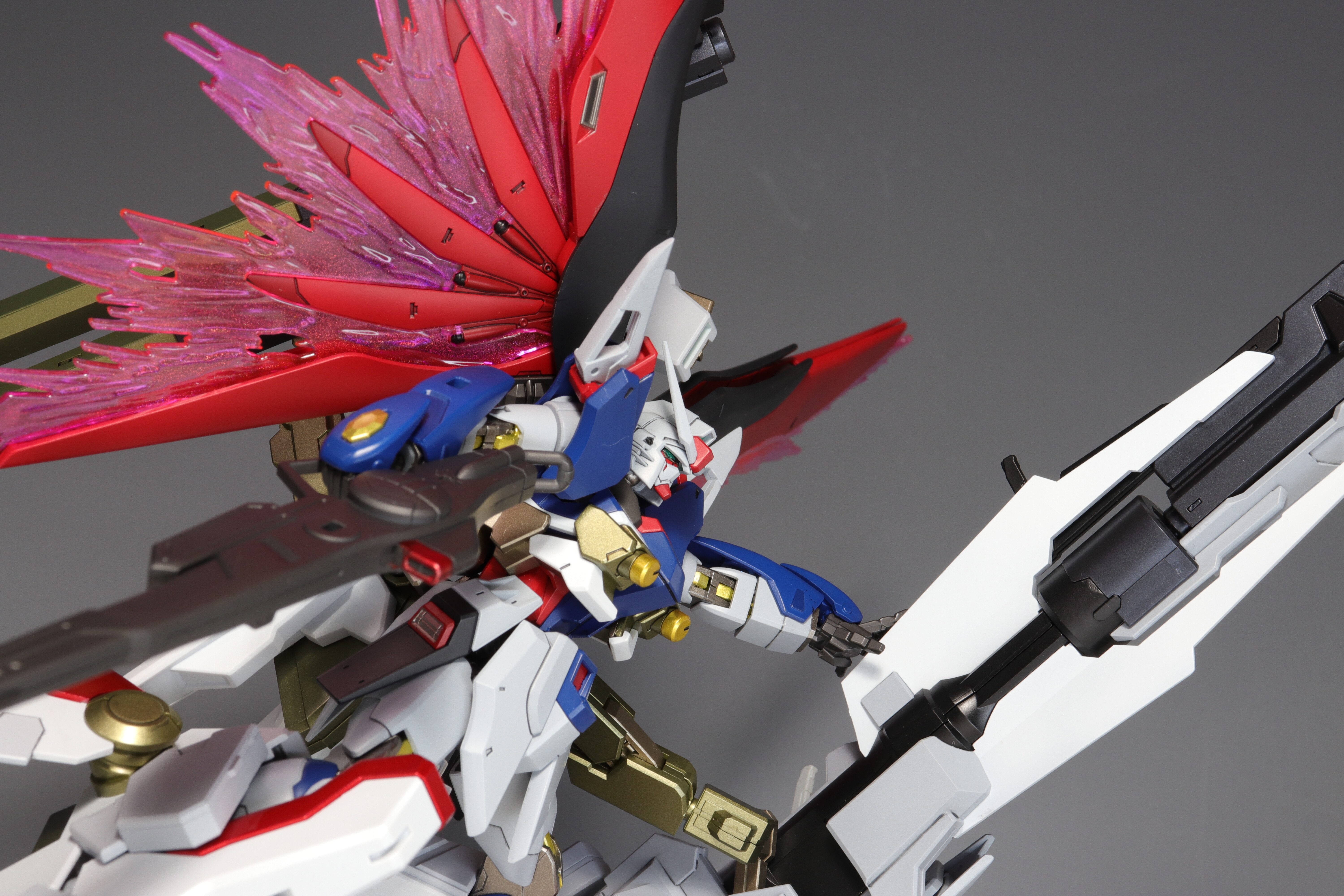 HG デスティニーガンダム SpecII + ゼウスシルエット 塗装/完成 HG デスティニーガンダム SpecII + ゼウスシルエット 塗装/完成