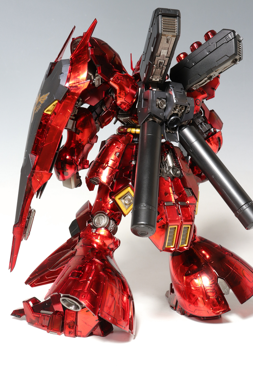 RG νガンダムダブル・フィン・ファンネル装備型 サザビー