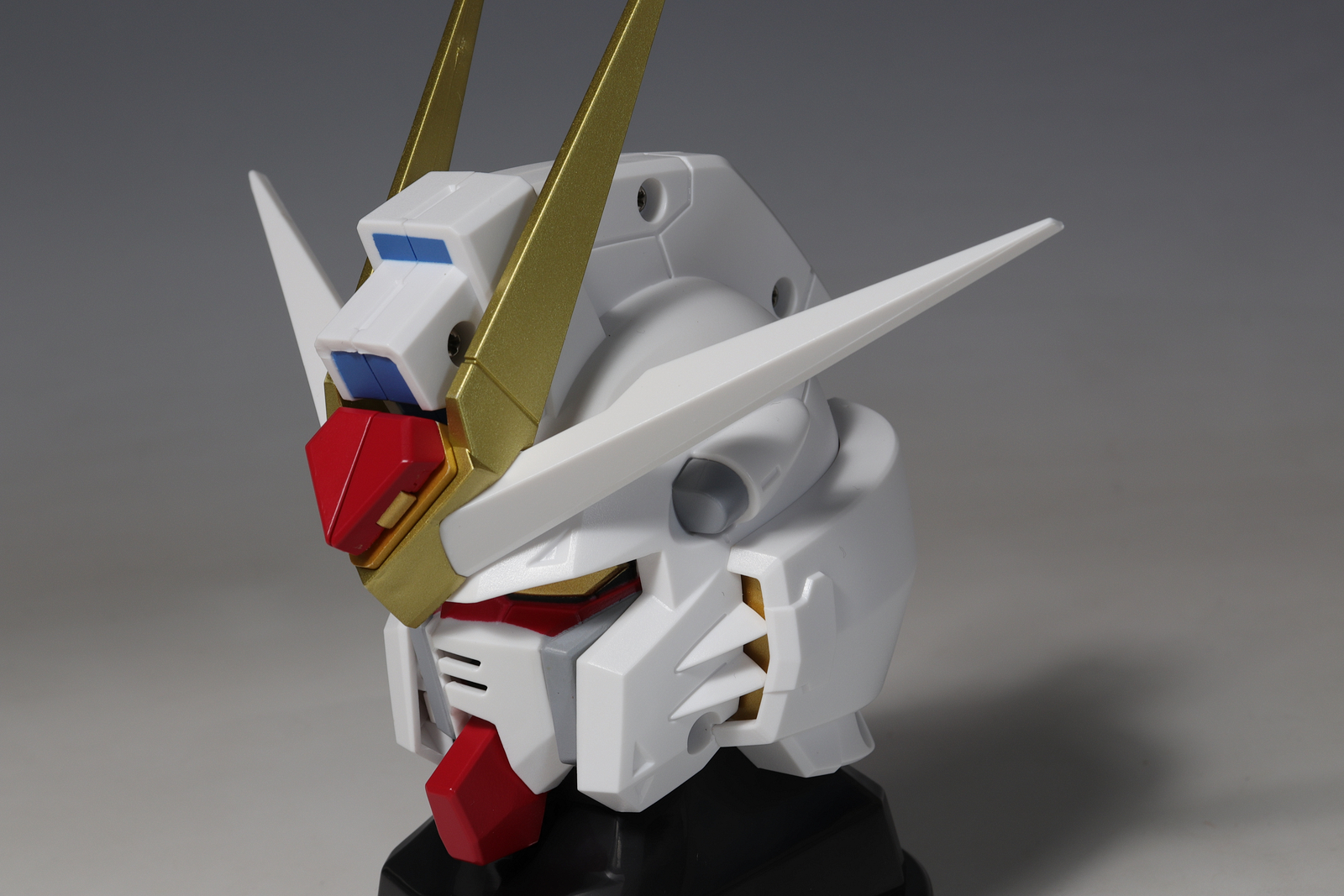 機動戦士ガンダムSEED FREEDOM』 マイティーストライク 機動戦士ガンダムSEED FREEDOM』 マイティーストライク