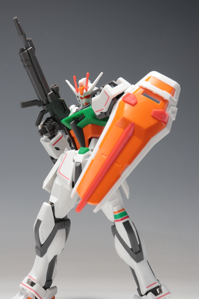 EG ストライクガンダム ［セブンイレブン限定カラー］ : デンデロの消失