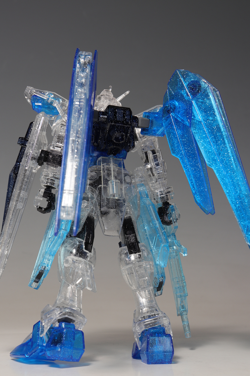 HG フリーダムガンダム プラフスキーパーティクルクリアVer 