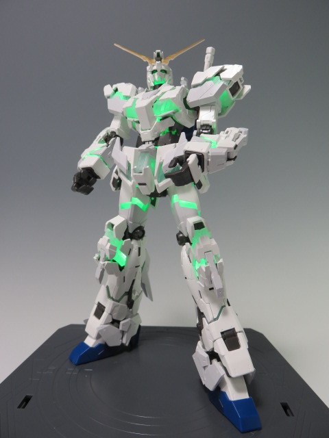 RG ガンダムベース限定 ユニコーンガンダム［デストロイモード