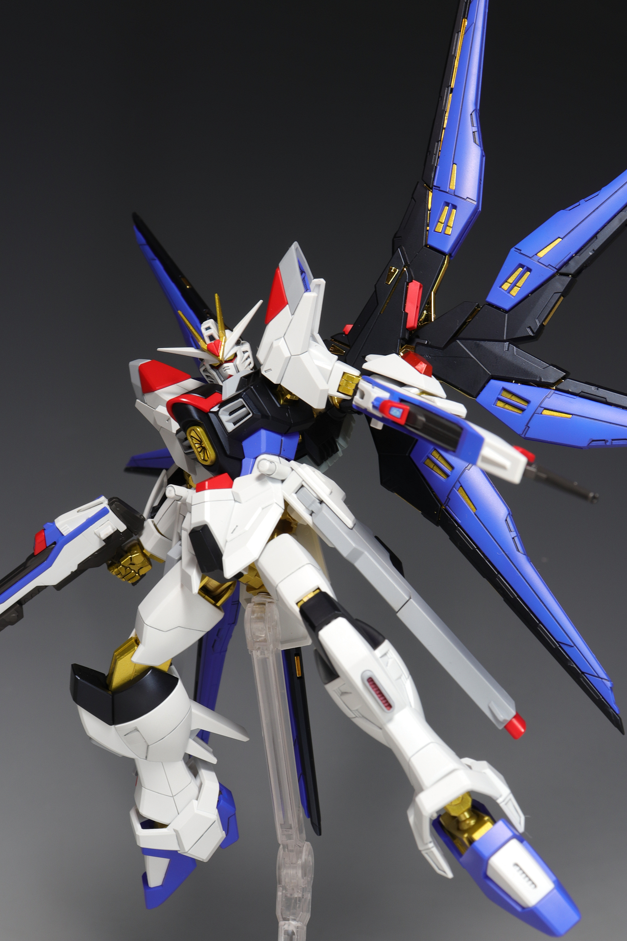 HG マイティーストライクフリーダムガンダム / ストライクフリーダム