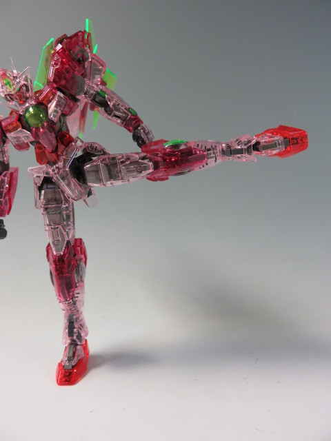 RG ダブルオークアンタ トランザムクリアVer. レビュー : デンデロの消失