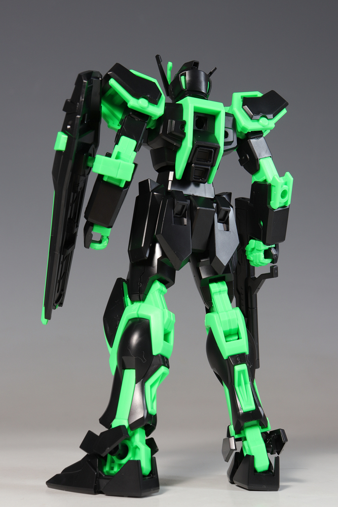 ガンプラ入りラウンドBOX EG ストライクガンダム ［リサーキュ