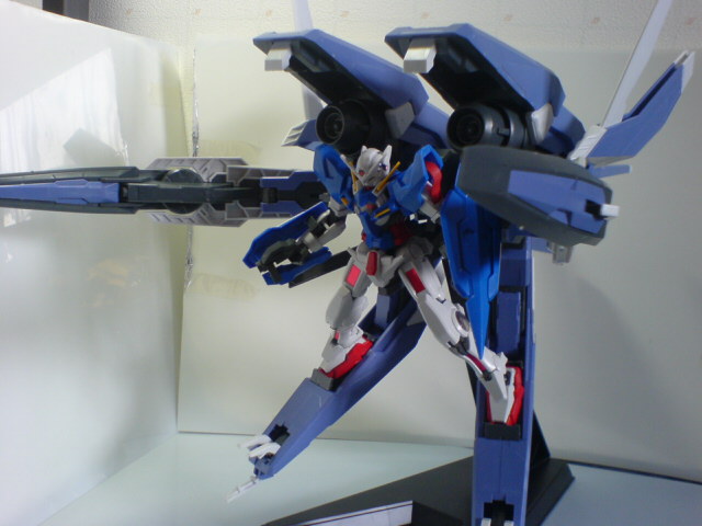 HG GNアームズ TYPE-E + ガンダムエクシア(ﾄﾗﾝｻﾞﾑﾓｰﾄﾞ) レビュー