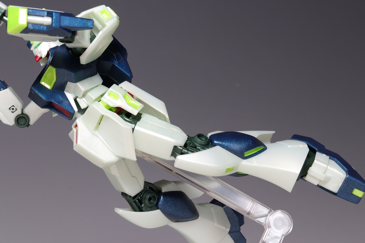 EG νガンダム （サイコフレーム発光イメージカラー） : デンデロ