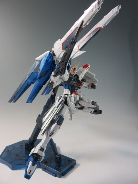 MG フリーダム　スペシャルコーティング MG 1/100 フリーダムガンダム Ver．2．0 フルバースト