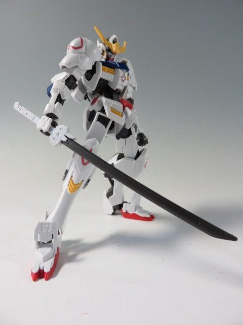 HGIBO ガンダムバルバトス＆長距離輸送ブースター クタン参型