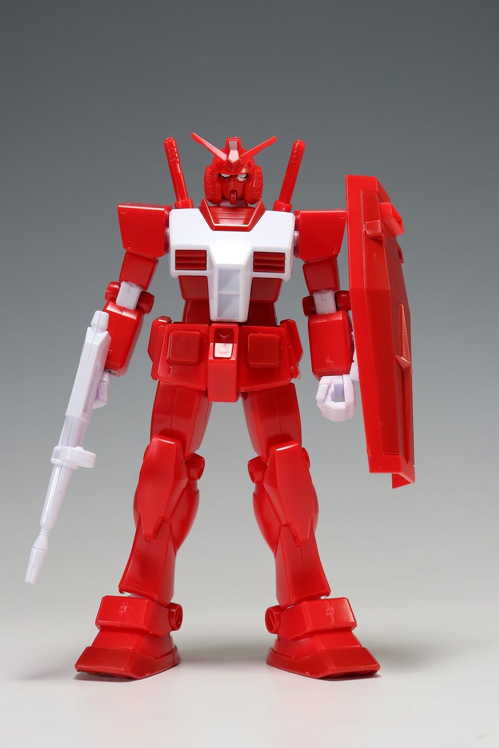 HGUC RX-78-2 ガンダム ［ユニクロカラー］ レビュー : デンデロ