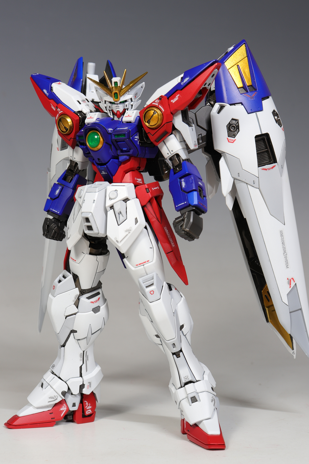 RG ウイングガンダム 塗装完成品 RG ウイングガンダムゼロ 塗装/完成 : デンデロの消失