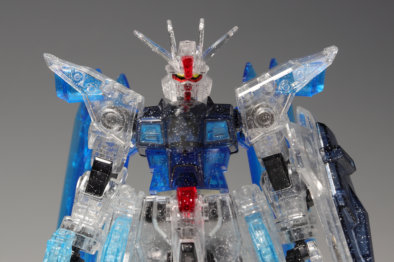 HG フリーダムガンダム プラフスキーパーティクルクリアVer