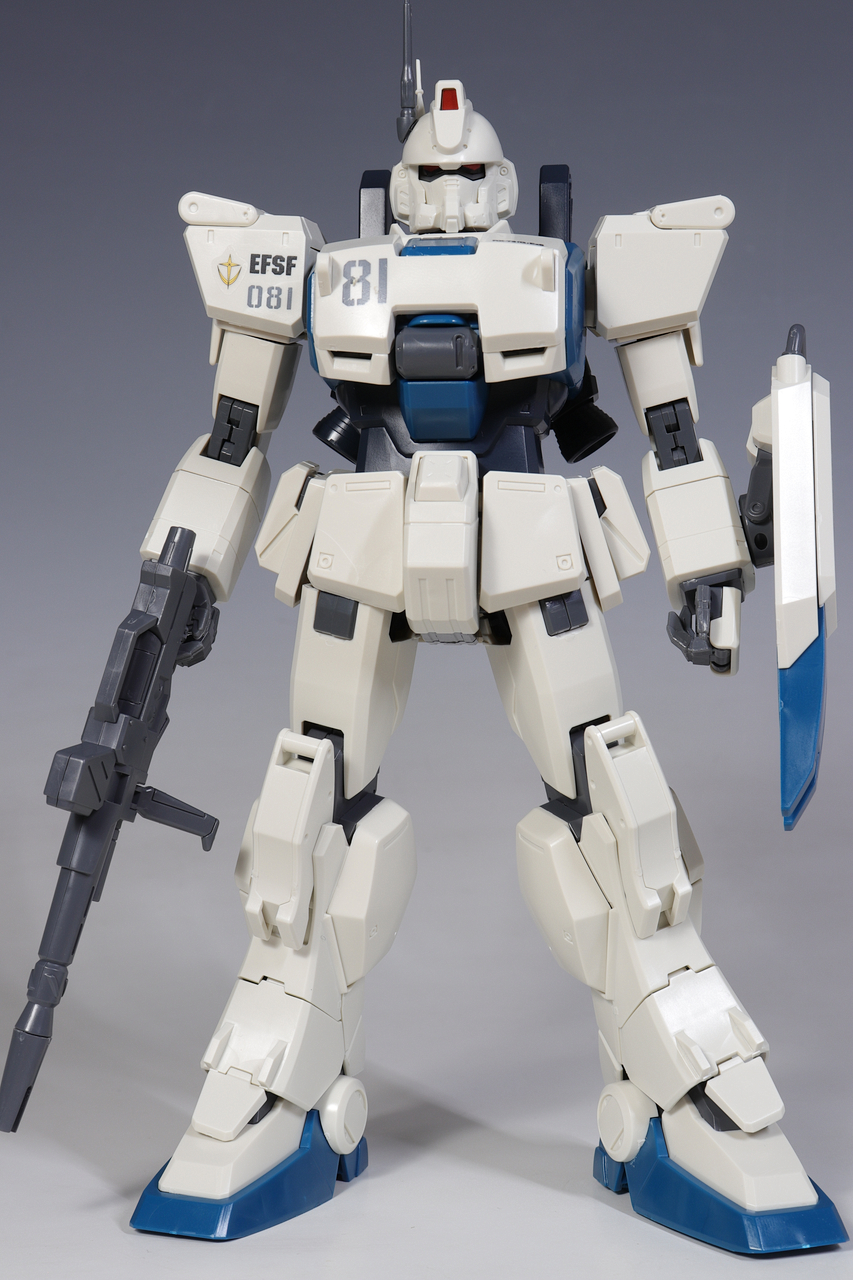 MG ガンダムEZ-8 & 陸戦型ガンダム MG ガンダムEz8」をプロポーションを中心に徹底改修して理想の