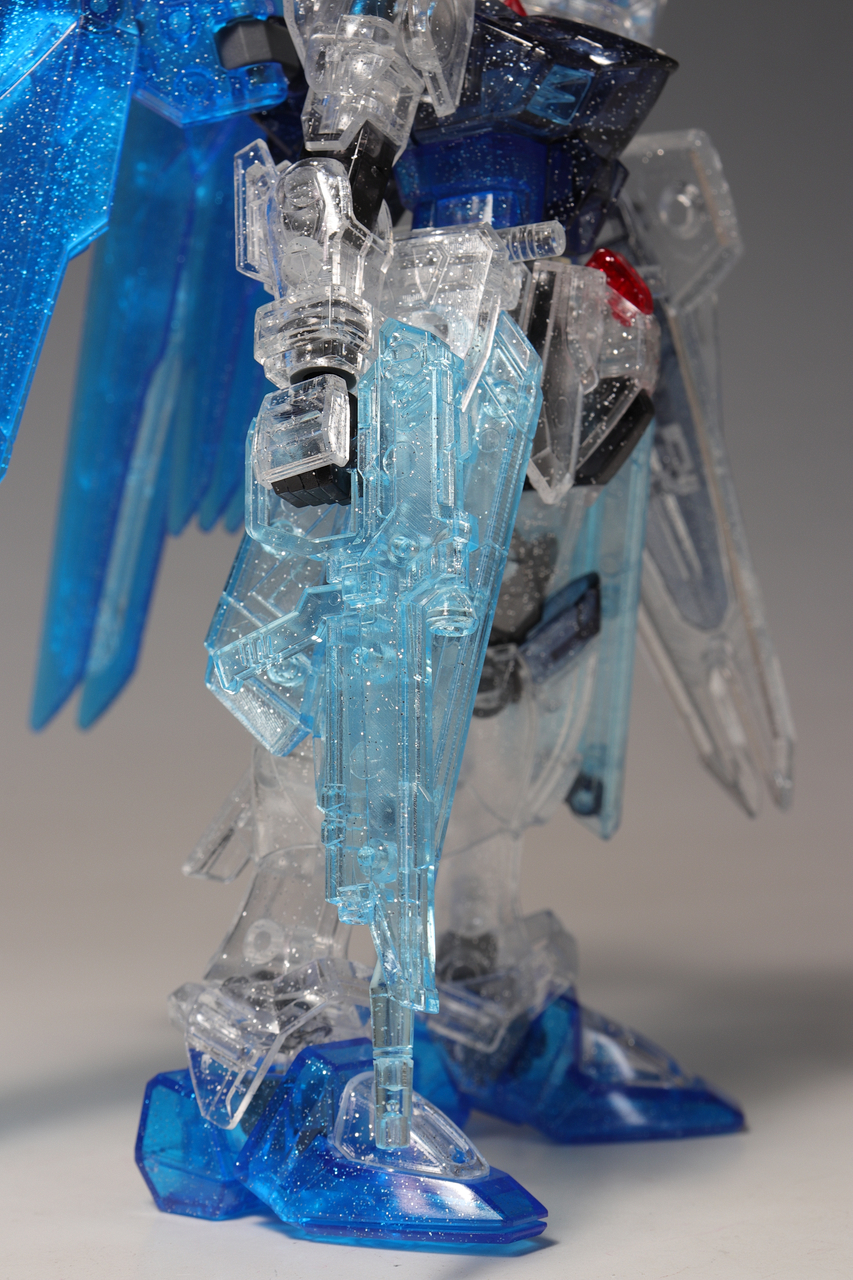 HG フリーダムガンダム プラフスキーパーティクルクリアVer