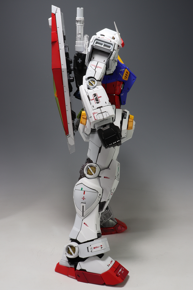 PG UNLEASHED RX-78-2ガンダム クリアカラーボディ 完成編