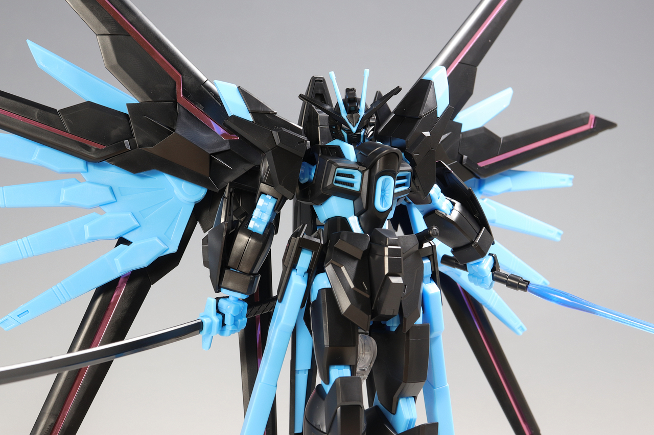 HG マイティーストライクフリーダムガンダム ［リサーキュレーション
