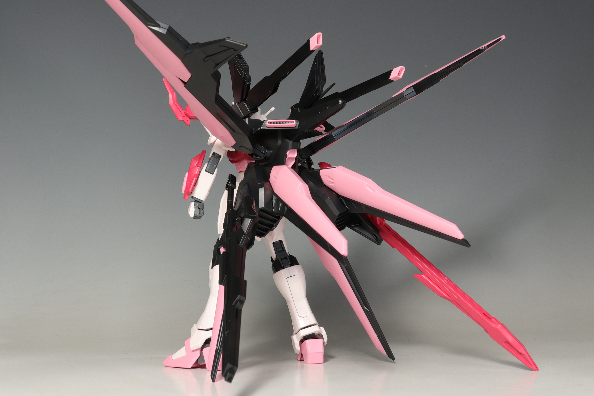 HG ガンダムパーフェクトストライクフリーダムルージュ